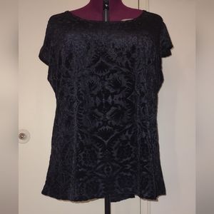 3x Addition Elle burnout velvet top